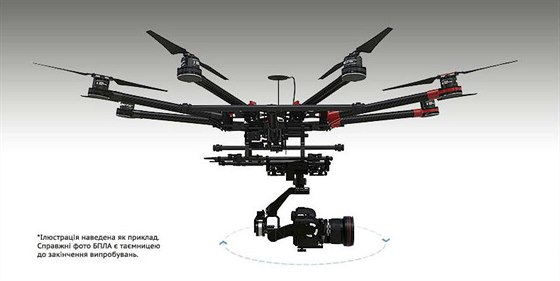 První prototyp ukrajinského dronu je už podle organizátorů sbírky na světě.