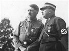 Adolf Hitler a Ernst Röhm v srpnu 1933