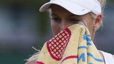 DAÍ SE MI DOBE. Caroline Wozniacká tvrdí, e je se souasným umístním na ebíku WTA spokojená.