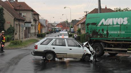 Nehoda felicie a nákladního auta v Kyjov (8. ervence, 2014).