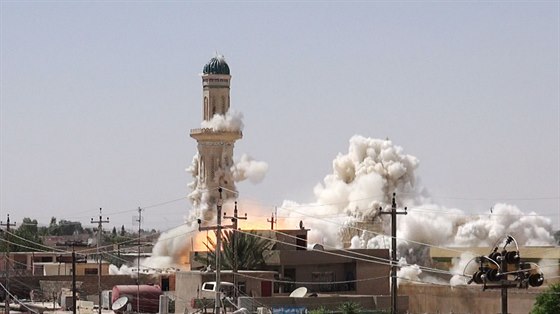 Exploze poslala k zemi meitu v druhém nejvtím iráckém mst Mosulu.