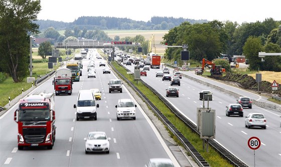 Německá dálnice A9 na severu Mnichova. (ilustrační foto)