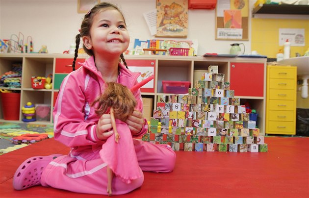 Zápis do MŠ 2026 a očkování. Kdo bez něj do školky nesmí a koho musejí vzít