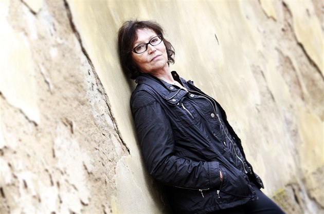 Zp�va�ka Marta Kubi�ová
