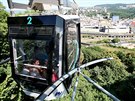Lanovka v �st� nad Labem vede z obchodn�ho centra Forum p�es �eleznici a...