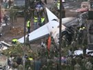 Letadlo se v Nairobi zítilo a zapíchlo do domu. (2. ervence 2014)