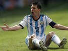 Argentinský útoník Lionel Messi se ve tvrtfinále MS diví.