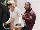 Pamela Andersonová a Rick Salomon jet v ervnu vypadali jako velmi zamilovaný...
