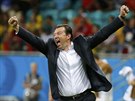 Belgický trenér Marc Wilmots se raduje z postupu do tvrtfinále mistrovství...