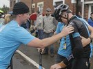 Chris Froome po pdu odstupuje z Tour de France.