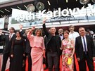 Herci a tvůrci Díry u Hanušovic se prošli před slavnostní premiérou po červeném...