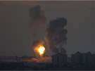 Izrael v noci podnikl 16 nálet na pásmo Gazy. Zahynulo 25 Palestinc. (9....