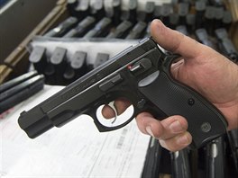 �eská zbrojovka v Uherském Brod� vyrobí ka�dý den p�es tisíc zbraní.