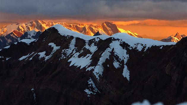 Plzeňský horolezec Jan „Tráva“ Trávníček odlétá do Pákistánu, kde chce spolu s Radkem Jarošem a Petrem „Miskou“ Maškem vylézt na K2. Na snímku během aklimatizace v Peru.