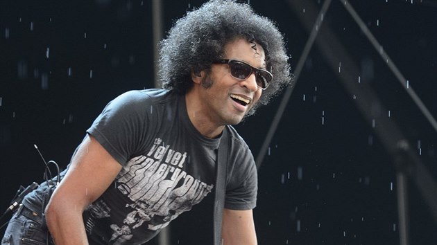 Zpvk a kytarista William DuVall ze skupiny Alice In Chains, kter vystoupila 8. ervence 2014 v Praze na hudebnm festivalu Aerodrome, jeho hlavn hvzd ...