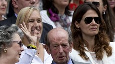 LEGENDA. Martina Navrátilová se raduje z triumfu české tenistky ve Wimbledonu.