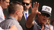 Mel Gibson po p�íletu na karlovarské leti�t�.