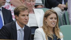 Britská princezna Beatrice a Dave Clark na Wimbledonu (Londýn, 2. ervence 2014)