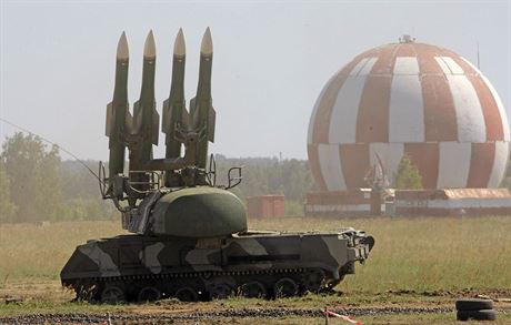 Raketový systém BUK M2 na mezinárodní pehlídce vojenské techniky, která se...