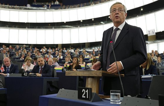 Evropskou komisi pebírá Junckerv kabinet, chce eit imigraci i Rusko