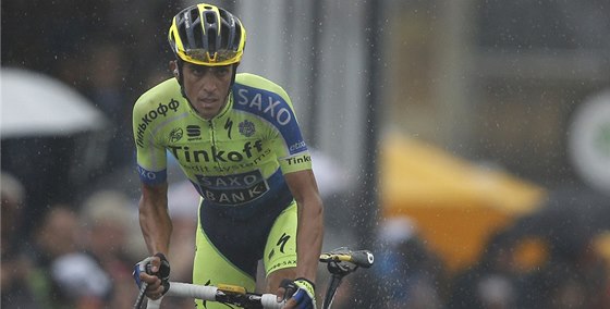 panlský cyklista Alberto Contador zaútoil v závru 8. etapy Tour de France