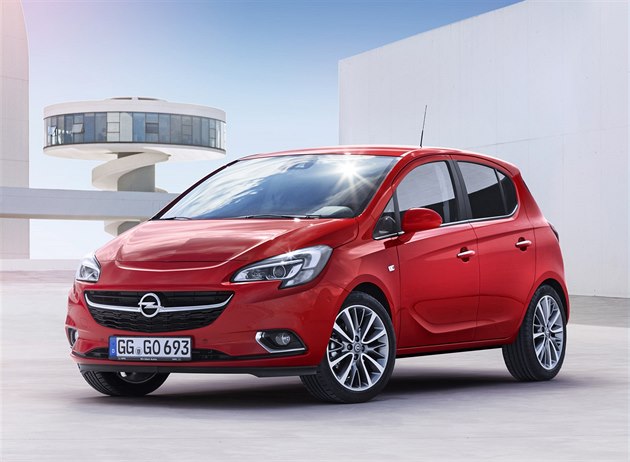 Nový Opel Corsa nezhubl, ale dostal módní turbo. A jezdí výborně - iDNES.cz