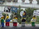 Kampa Greenpeace za záchranu Arktidy doprovázejí figurky ze stavebnice Lego