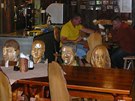 Slavné idle s hlavami v restauraci Rejvíz