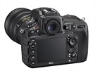Nový Nikon D810 má bohatou nabídku ovládacích prvk.