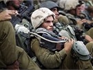 Izraeltí vojáci poblí hranic s Pásmem Gazy (13. ervence 2014).