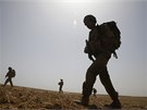 Izraeltí vojáci poblí hranic s pásmem Gazy (13. ervence 2014)