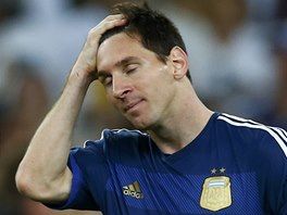 ZLATÝ SEN JE PRY. Argentinec Lionel Messi po prohraném finále. 