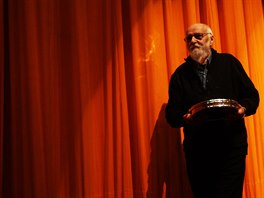 Režisér Jan Švankmajer ve Varech převzal cenu od mezinárodní organizace...