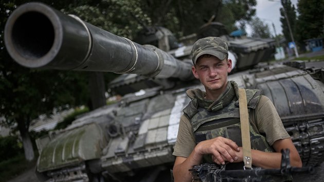 Ukrajinsk vojk ve mst Siversk (13. ervence 2014)
