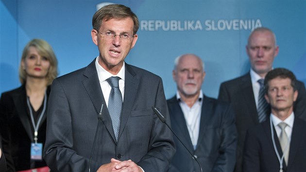 Jako vtz z pedasnch parlamentnch voleb vzeel syn slavnho slovinskho olympionika Miro Cerar se svou stranou (13. ervence 2014).