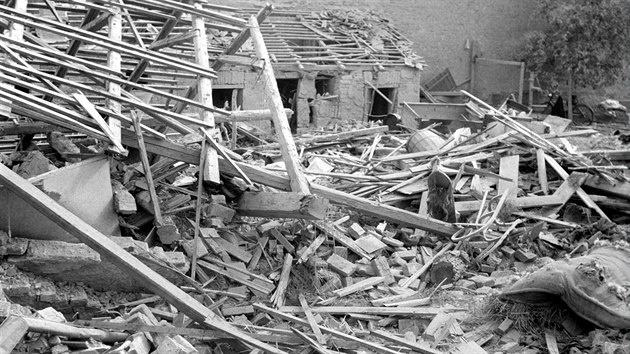 Pardubice po bombardovn (22. ervence 1944)