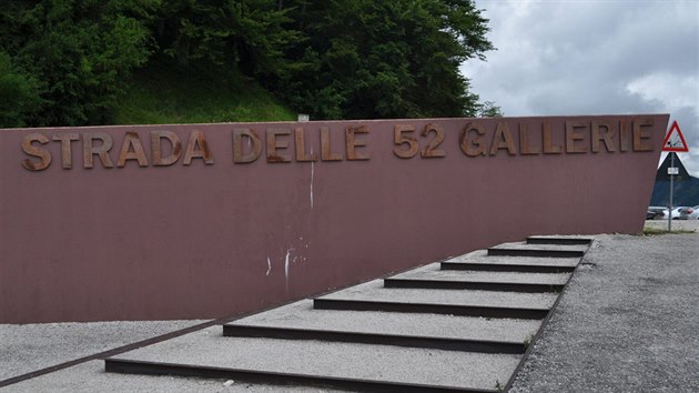 Zatek stezky 52 tunel na Bocchetta Campiglia