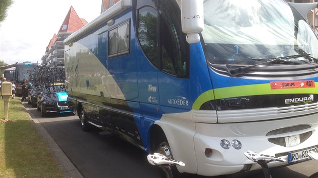 TMOV AUTOBUS. Doasn domov stje NetApp-Endura na Tour de France. 