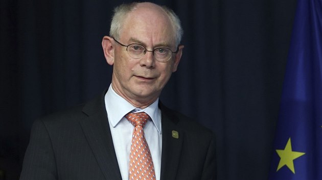 Prezident EU Herman Van Rompuy na summitu o sankcch vi Rusku