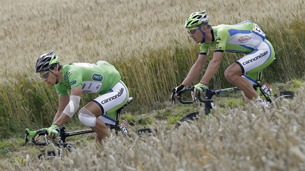 Peter Sagan (vlevo) a Maciej Bodnar bhem sedm etapy Tour de France