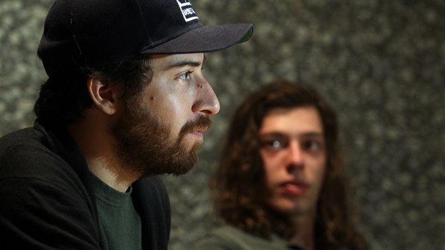 Jake Hoffman (vlevo) nato�il film Astma se Samuelem Benedictem v hlavní roli...