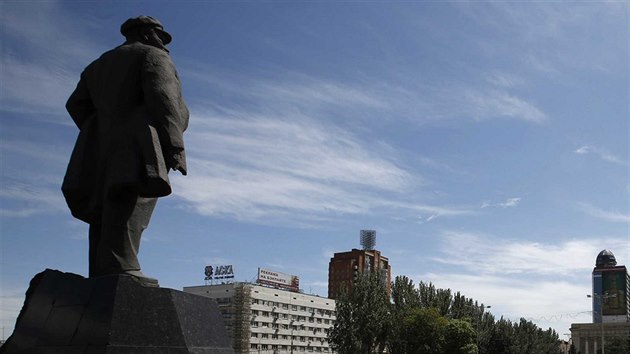 Leninova socha na nmst v centru ukrajinskho Doncku