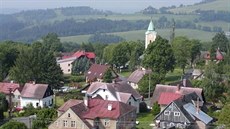 Díky p�íhodné poloze a rychlému spojení s Jabloncem a Libercem do Rádla mí�í...