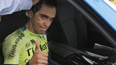 panlský cyklista Alberto Contador vzdal po pádu svou úast ve 101. Tour de