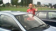 Luká� Kohout parkoval v Pod�bradech na míst� vyhrazeném pro invalidu (9....
