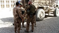 etí vojáci na základn Bagrám v Afghánistánu