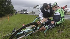 Stef Clement v péi doktora po pádu v sedmé etap Tour de France