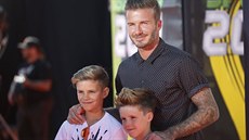 David Beckham a jeho synové Romeo a Cruz (Los Angeles, 17. ervence 2014)