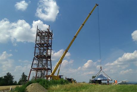 Nová rozhledna vznikla na Mariánské hoe, která je od osmnáctého století...