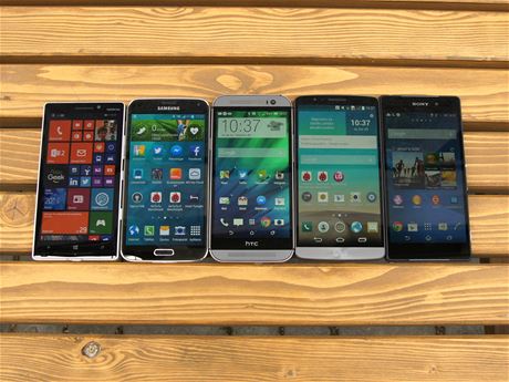 HTC One M8, LG G3, Nokia Lumia 930, Samsung Galaxy S5 a Sony Xperia Z2